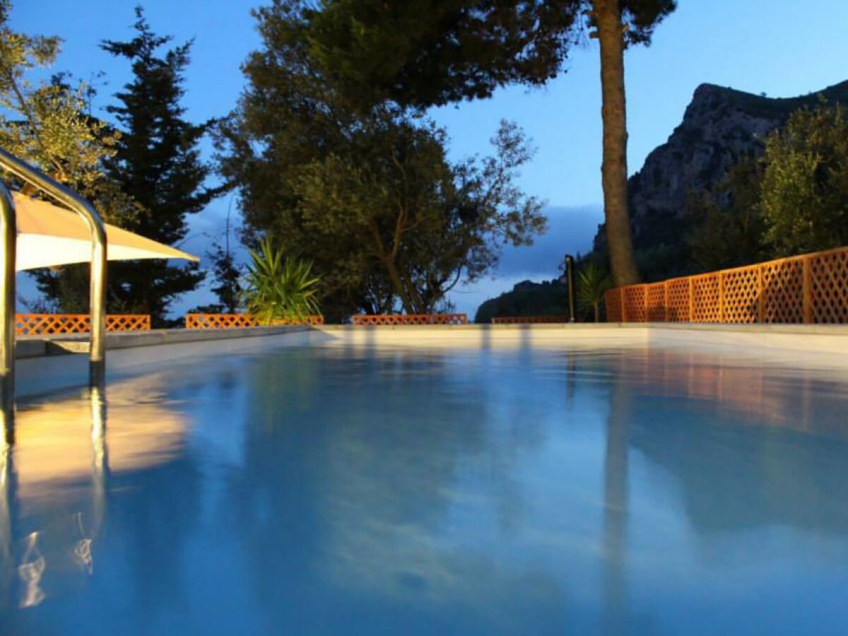 AMORE RENTALS - Villa Marina with Private Pool