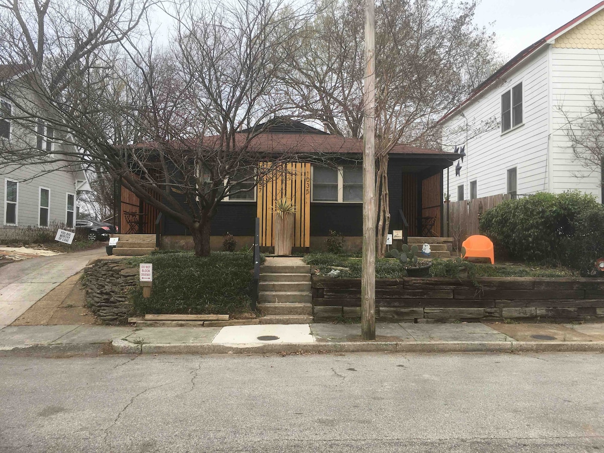 Midtown Duplex near Liberty Park 2 of 2