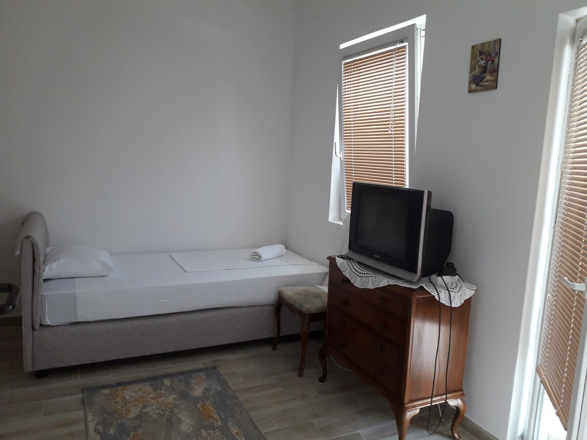 DOUBLE ROOM- ZORICA