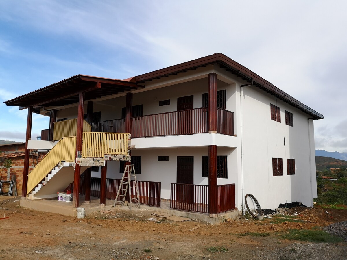 波萨达坎佩斯特尔瓜亚巴尔旅游旅舍