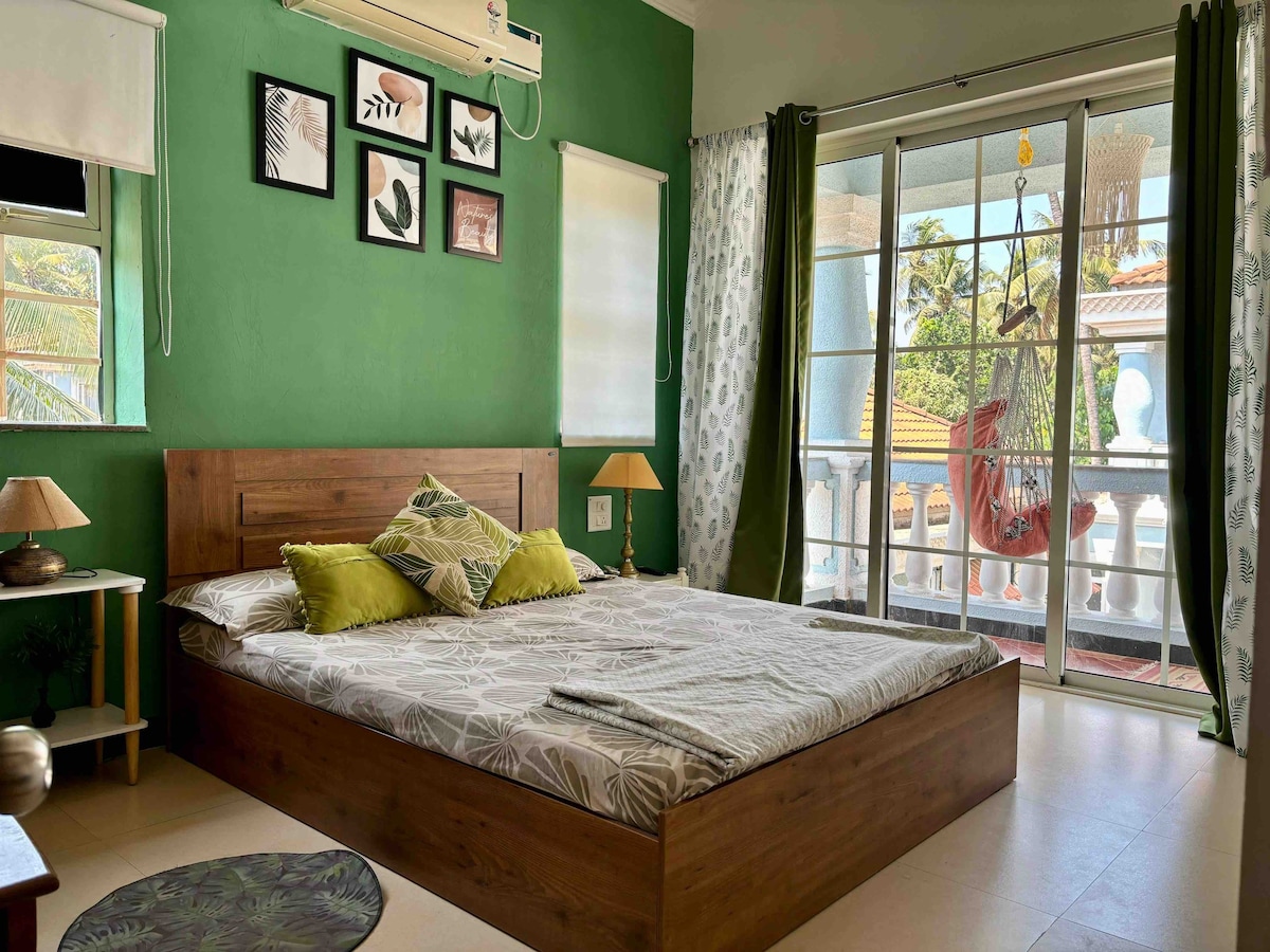 Spacious, Cosy 1 BHK with pool