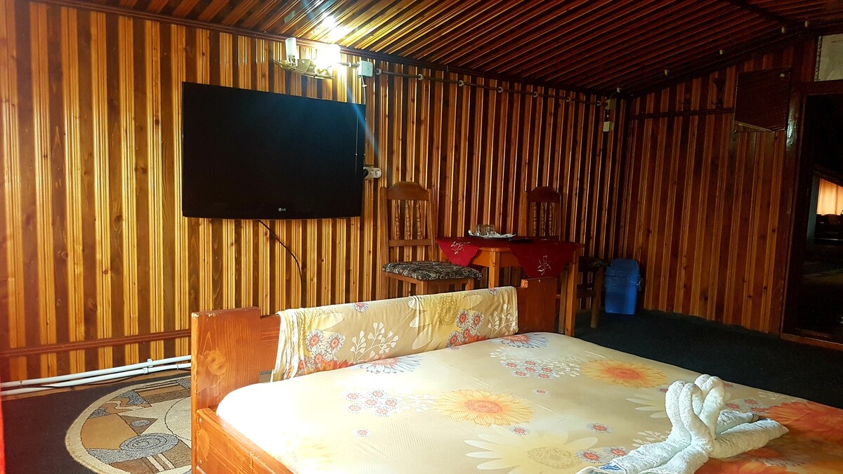 Hostel Intim Bârlad, budget and clean