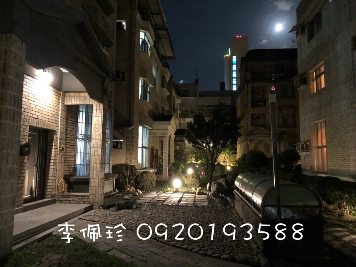 百坪花園別墅社區（娜路灣大酒店正對面）