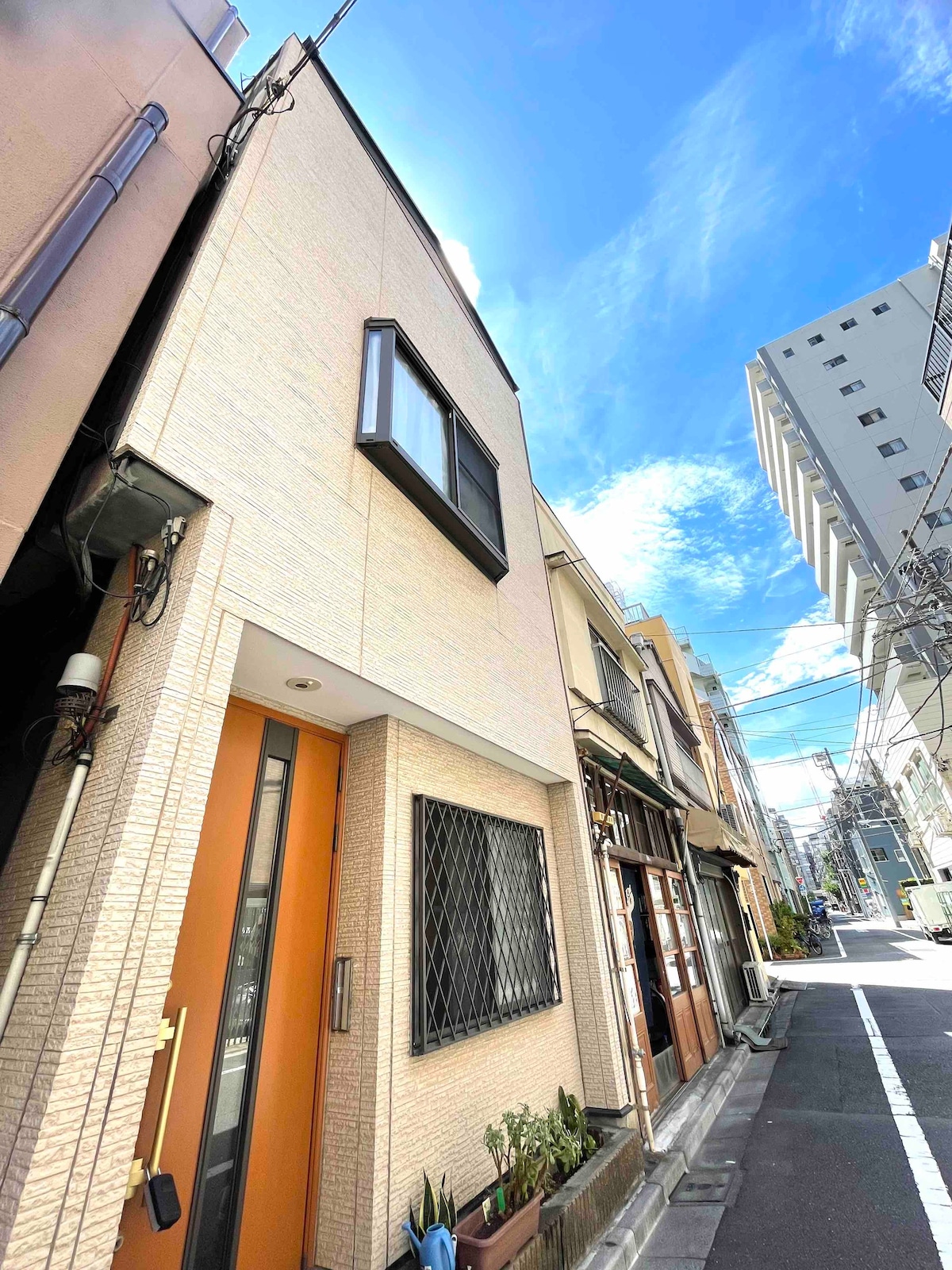 BIG HOUSE Akihabara walking distance Ueno&Asakusa