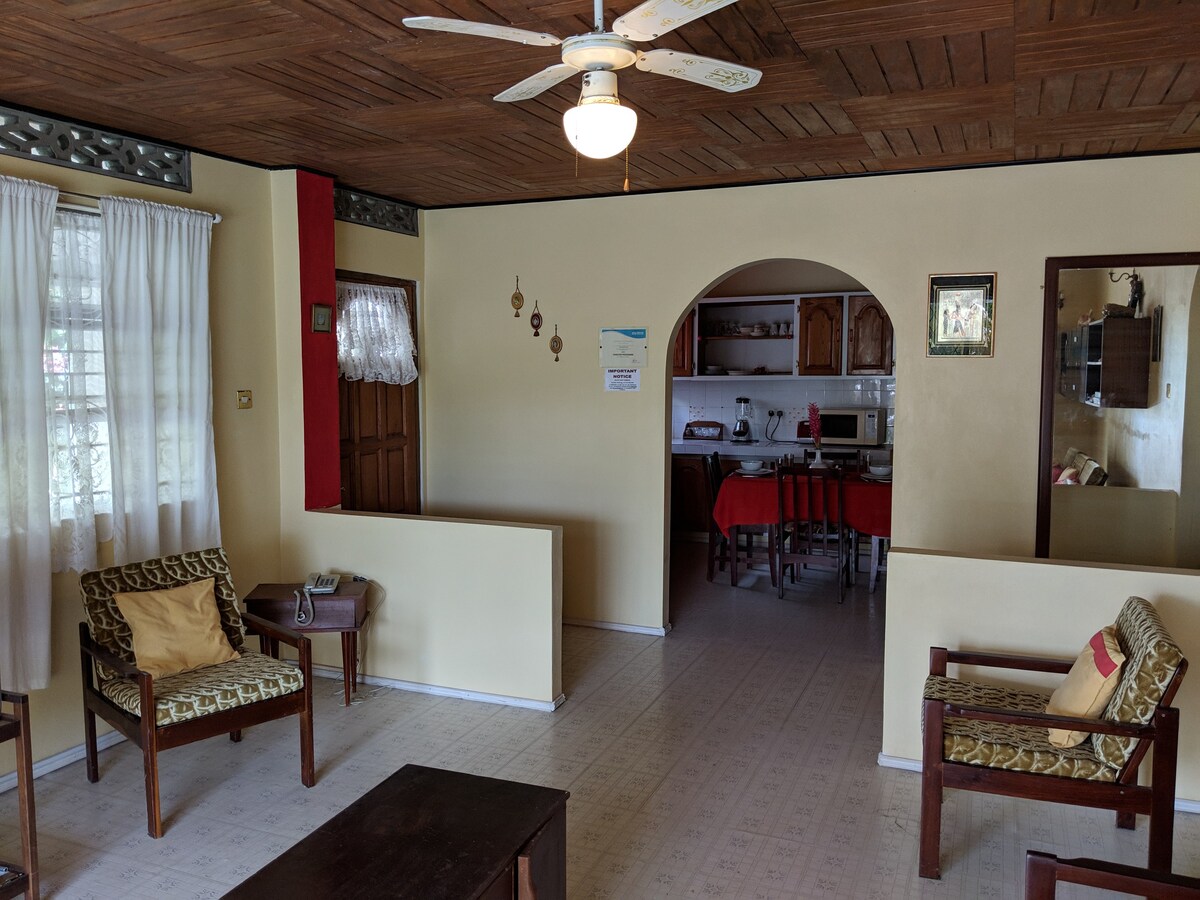 2 Bedroom Apartment In The Hills Of St George