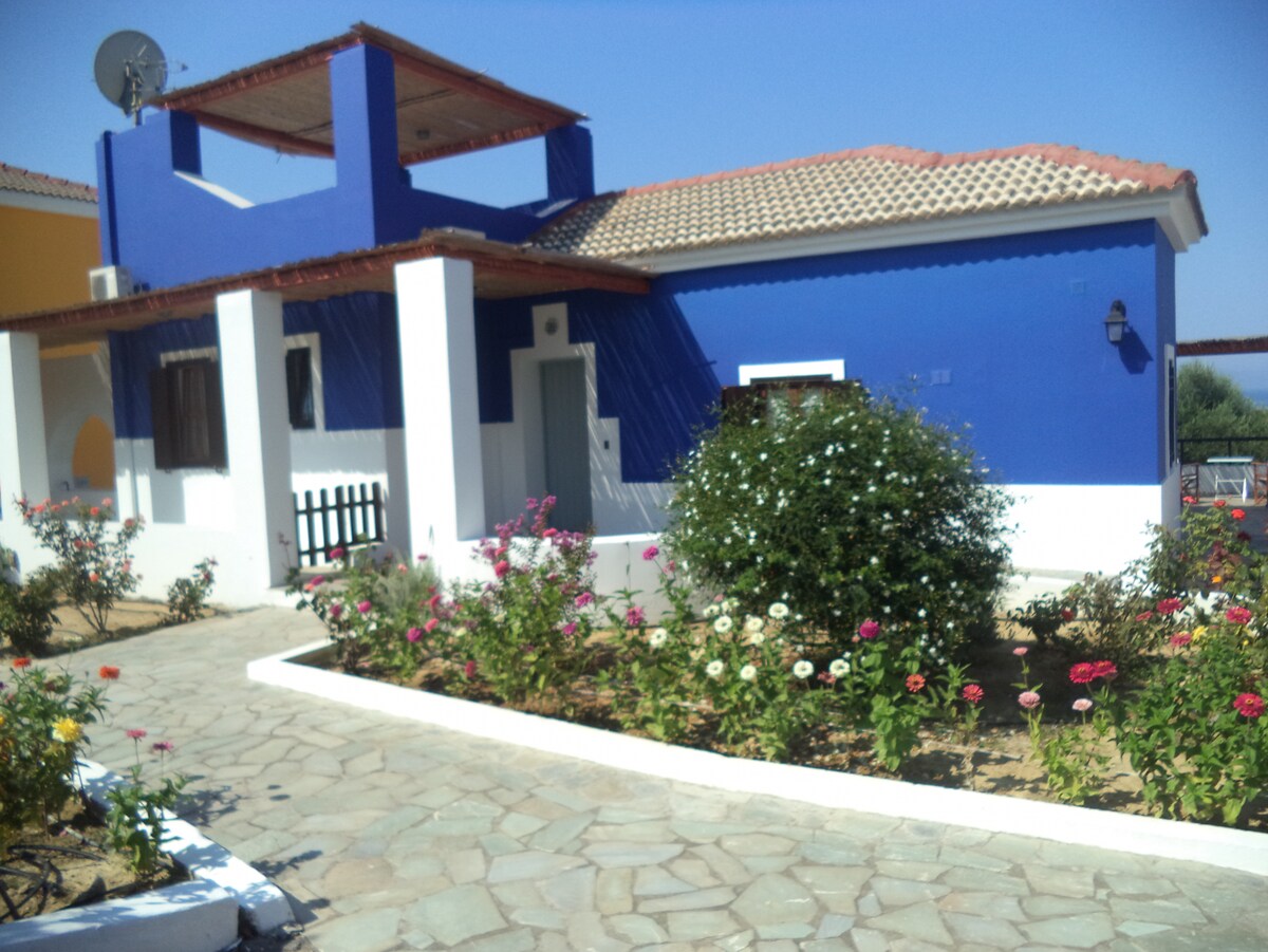 YRMINI (gr. floor blue lilac villa)