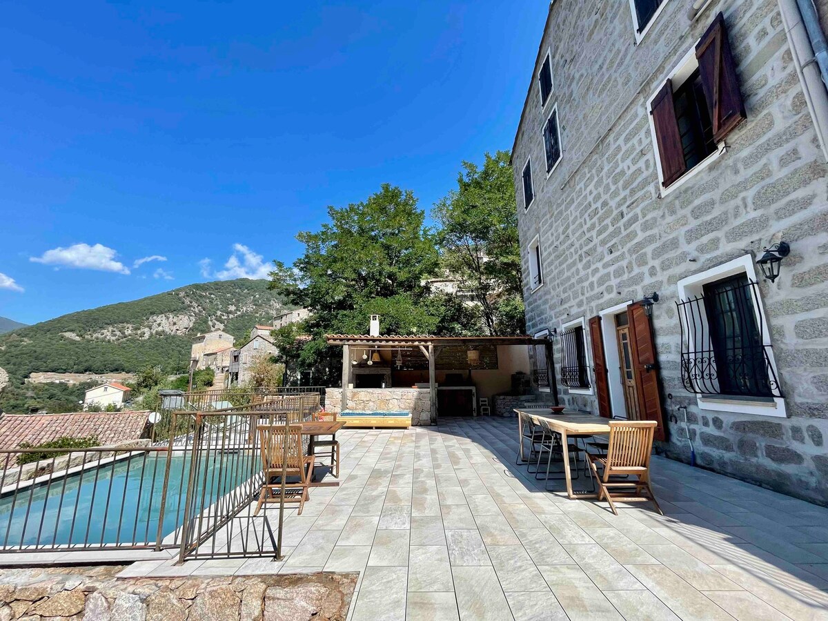Maison de village avec piscine Alta Rocca- Zoza