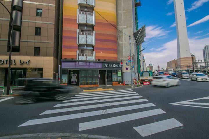 东京池袋北口徒步7分钟高档别墅可以入住8位以上客人小院里免费停车