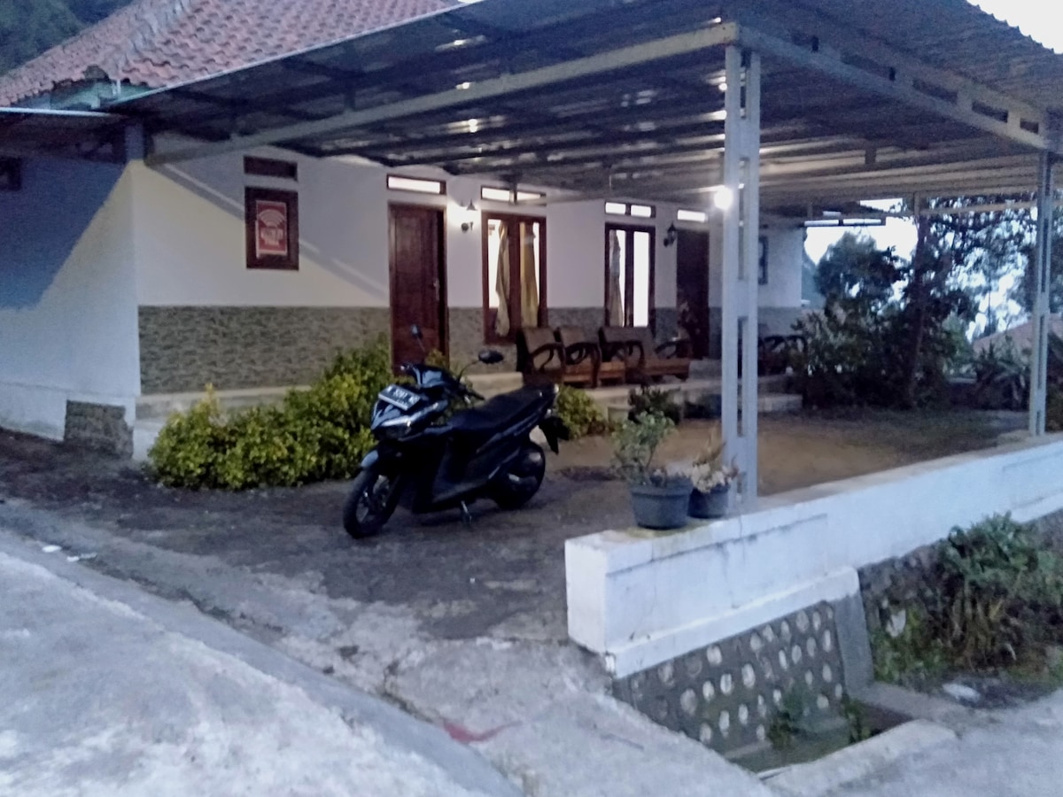 Homestay/Villa "ADAM" Puncak Bromo