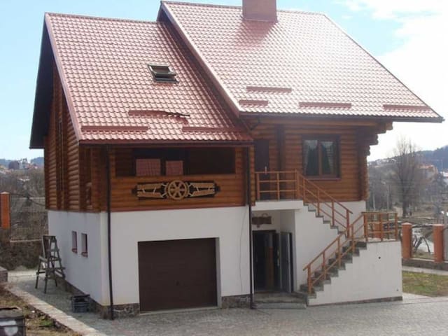 Skhidnytsya的民宿
