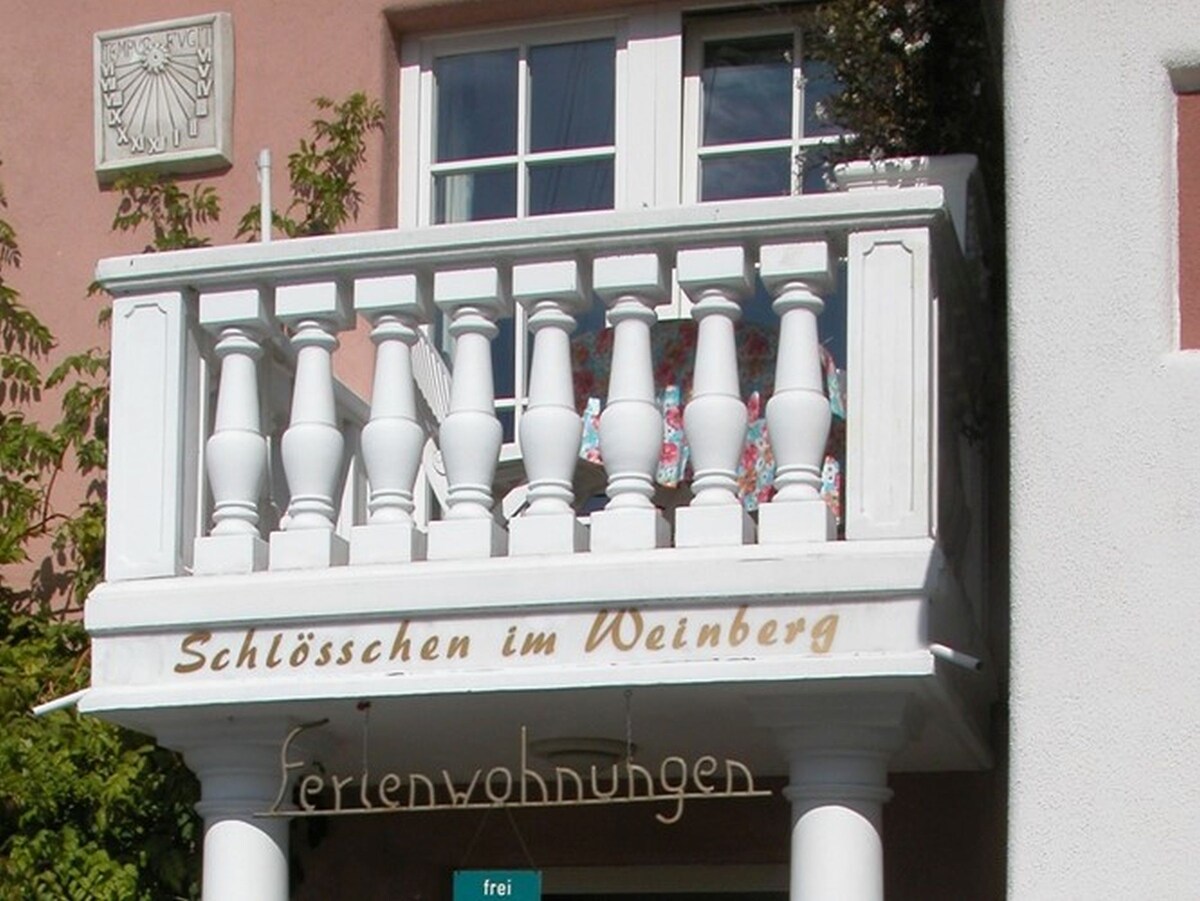 Schlösschen im Weinberg, (Meersburg), Ferienwohnung 9, 60qm, 1 Schlafzimmer, max. 2 Personen