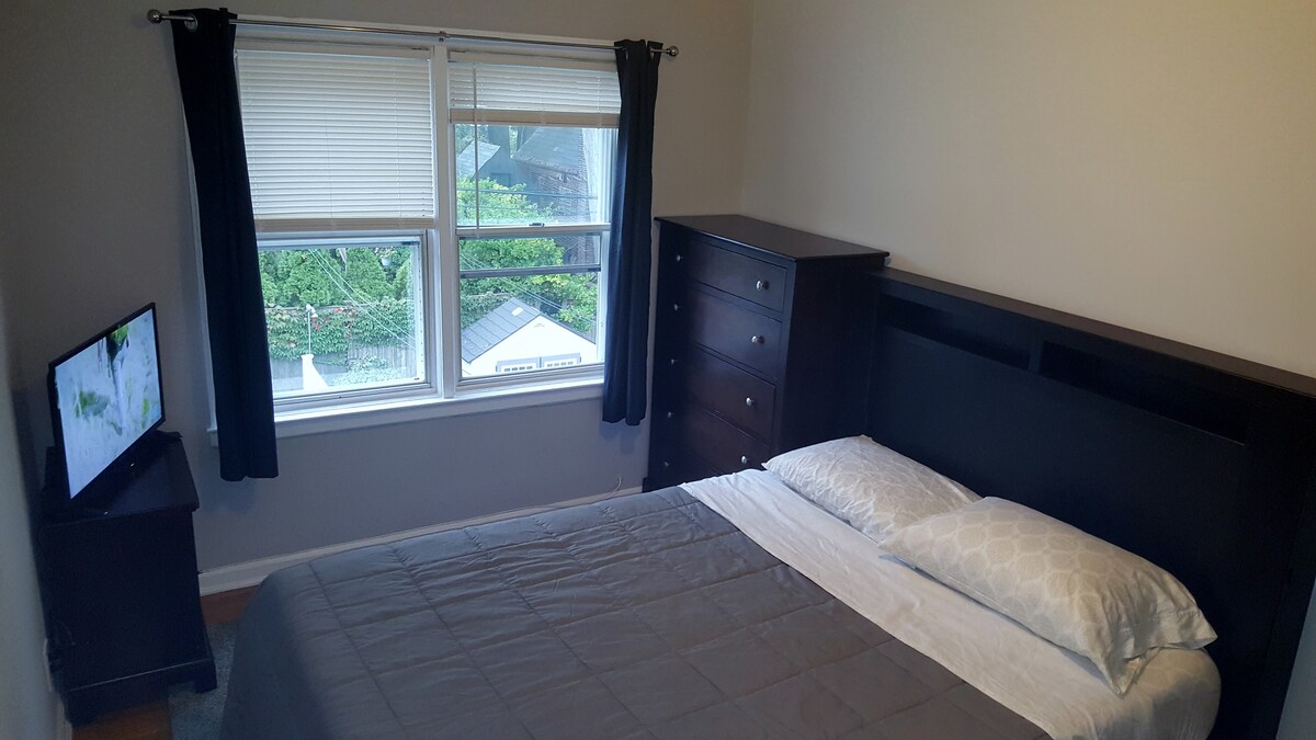 Clean Room in Bayside Flushing Queens