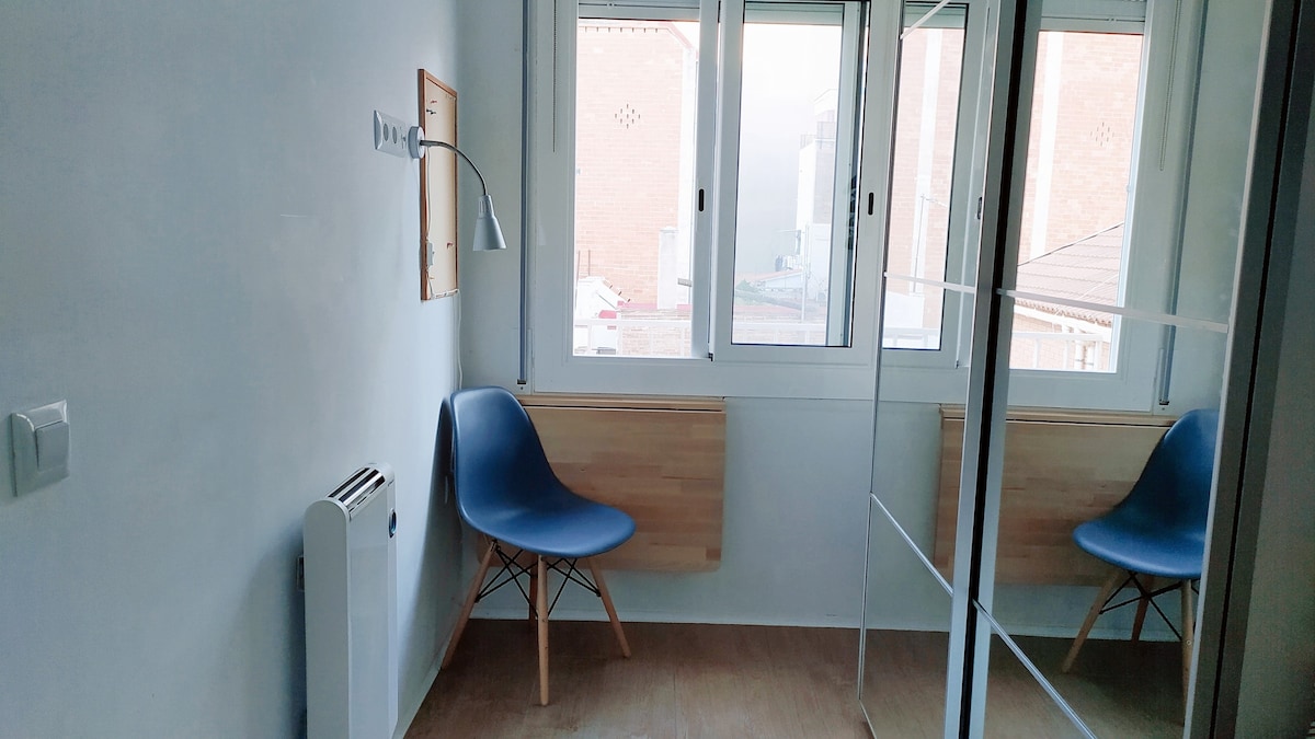 Room in Sant Andreu