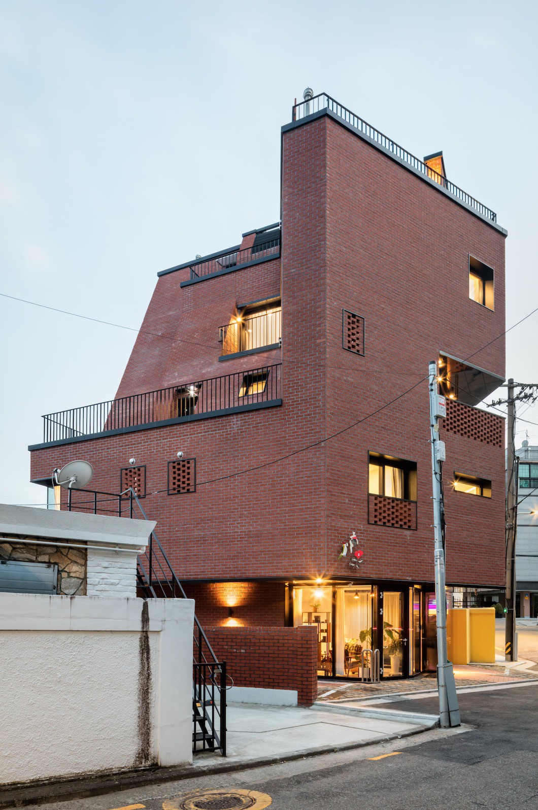 Blackstone Bookstay & Rooftop Blackstone Book Stay Space的201 Space