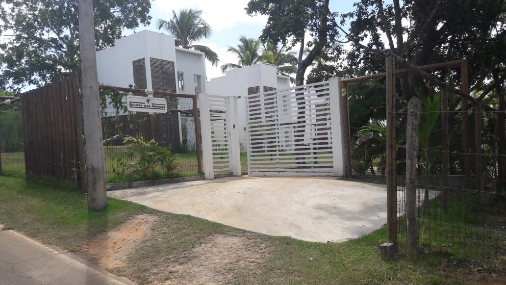 Casa completa em Condominio com infraestrutura