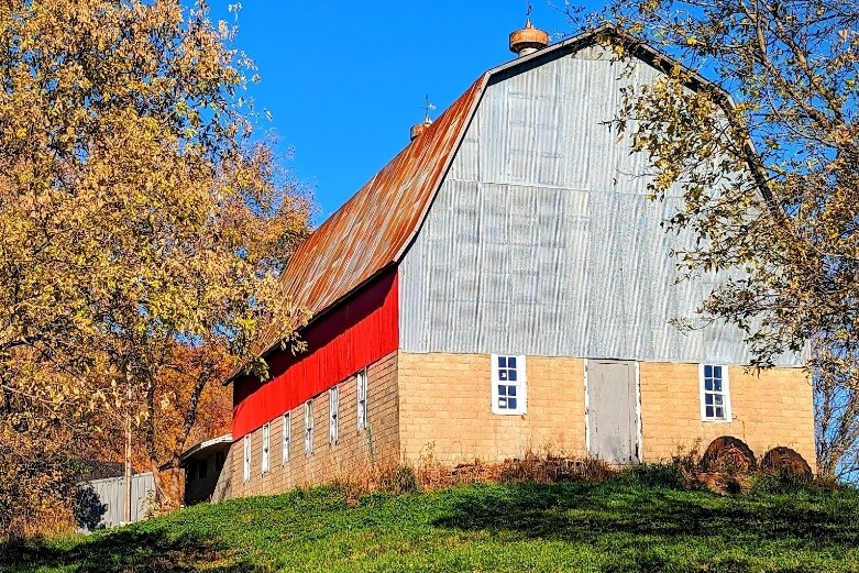 Valley Homestead