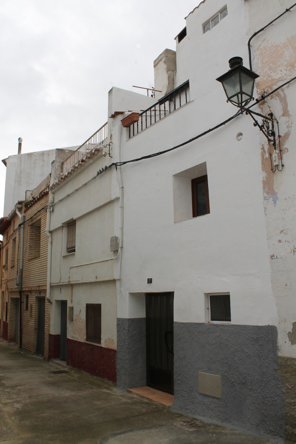 Casita de pueblo位于Alloza的中心