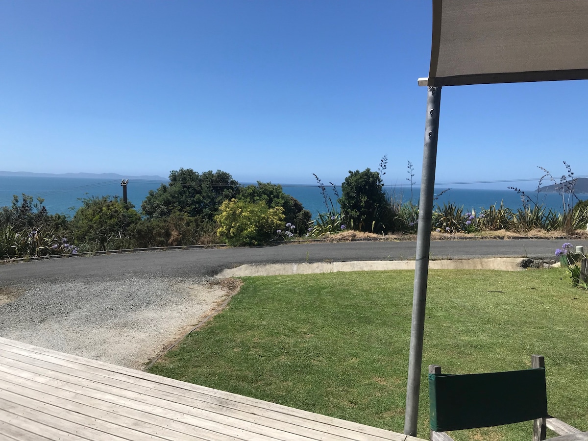 Cable Bay Views