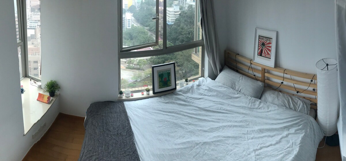 High Floor 1 Bedroom in 2BR flat with balcony