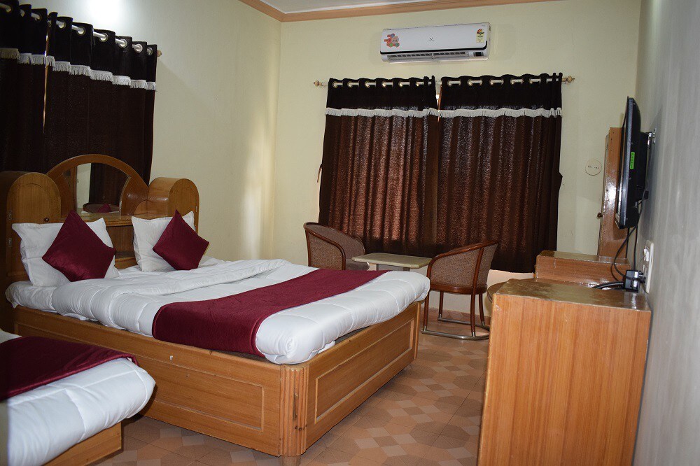 Rooms in Saputara