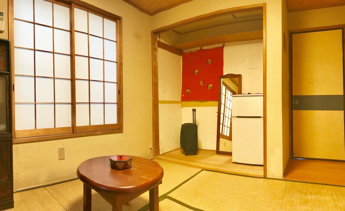 位于新宿区的安静住宅区「东京当地住宿的私人日式客房」（含早餐）