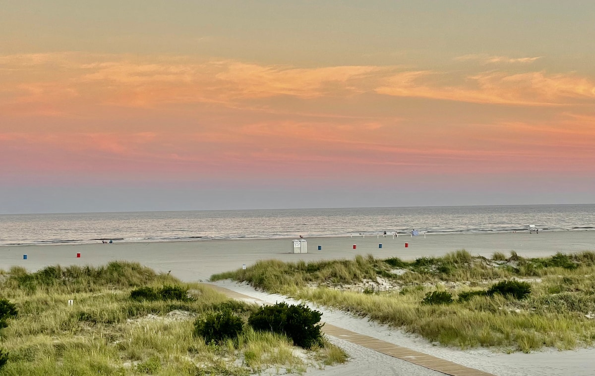 Coastline Views~ All New Wildwood Crest Condo