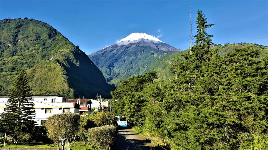 Baños de agua的民宿