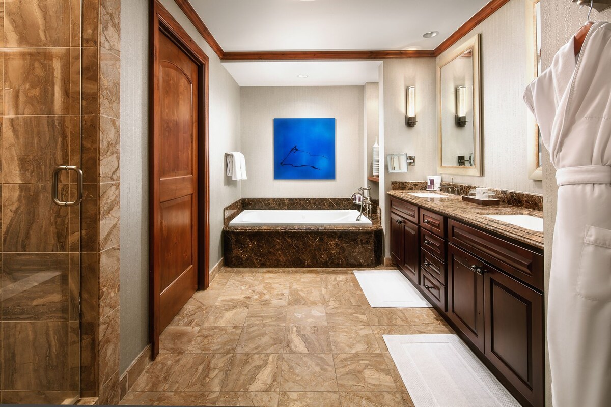 Ritz-Carlton Club Vail - 2 Bedroom Residence