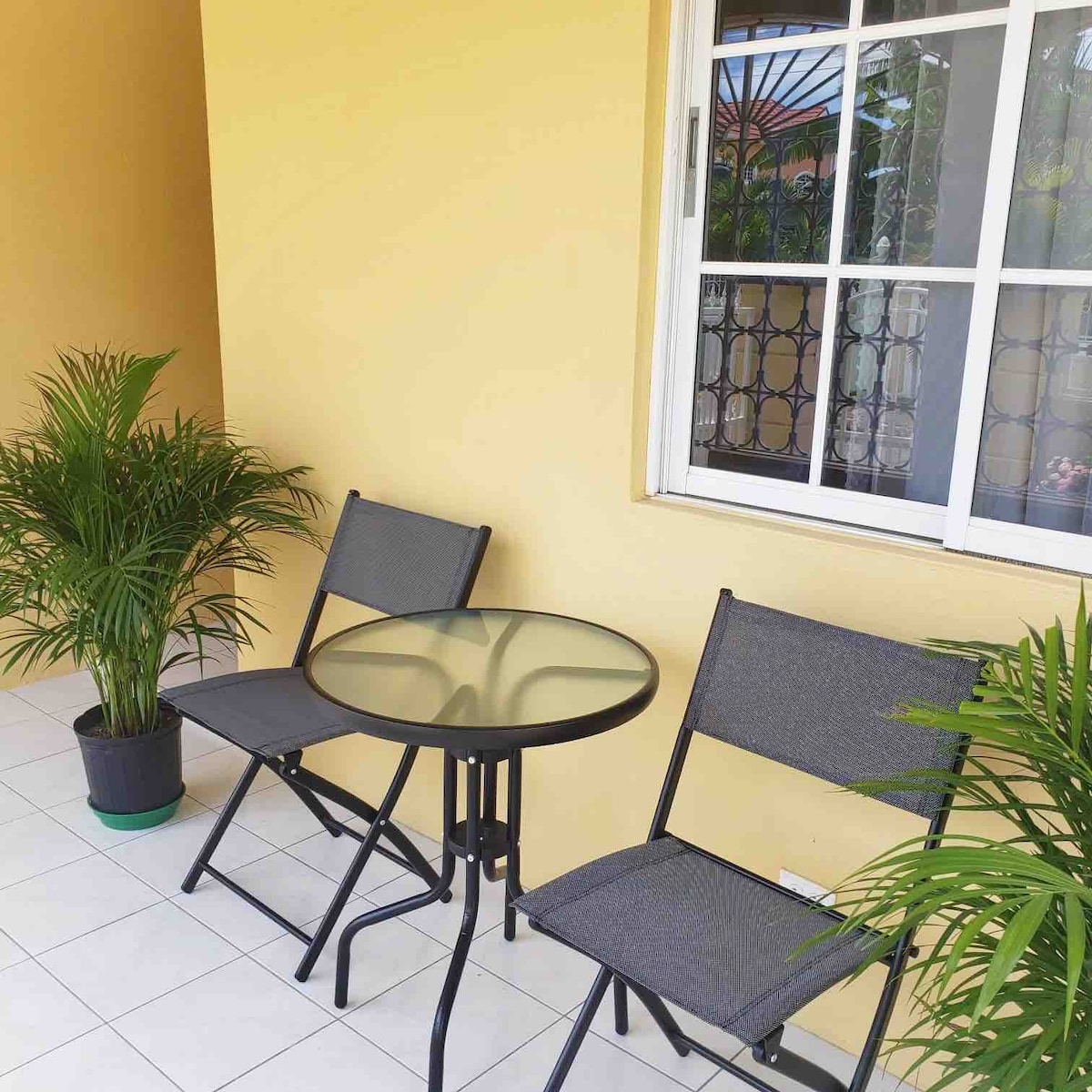 The Sunshine Cottage - Portmore