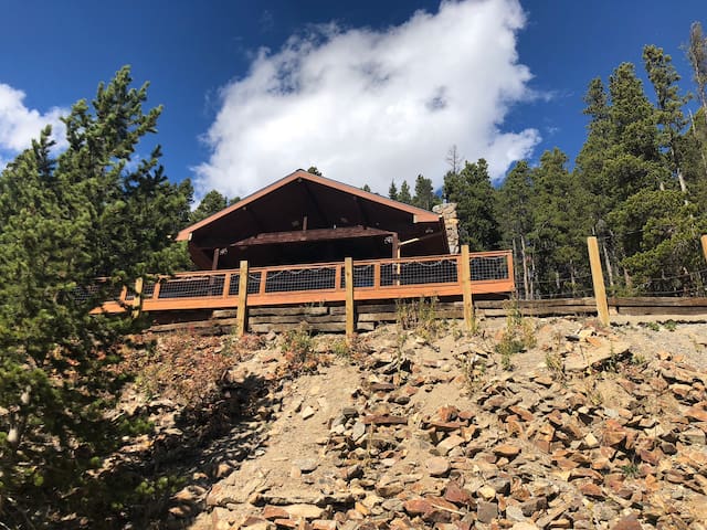 爱达荷泉 (Idaho Springs)的民宿