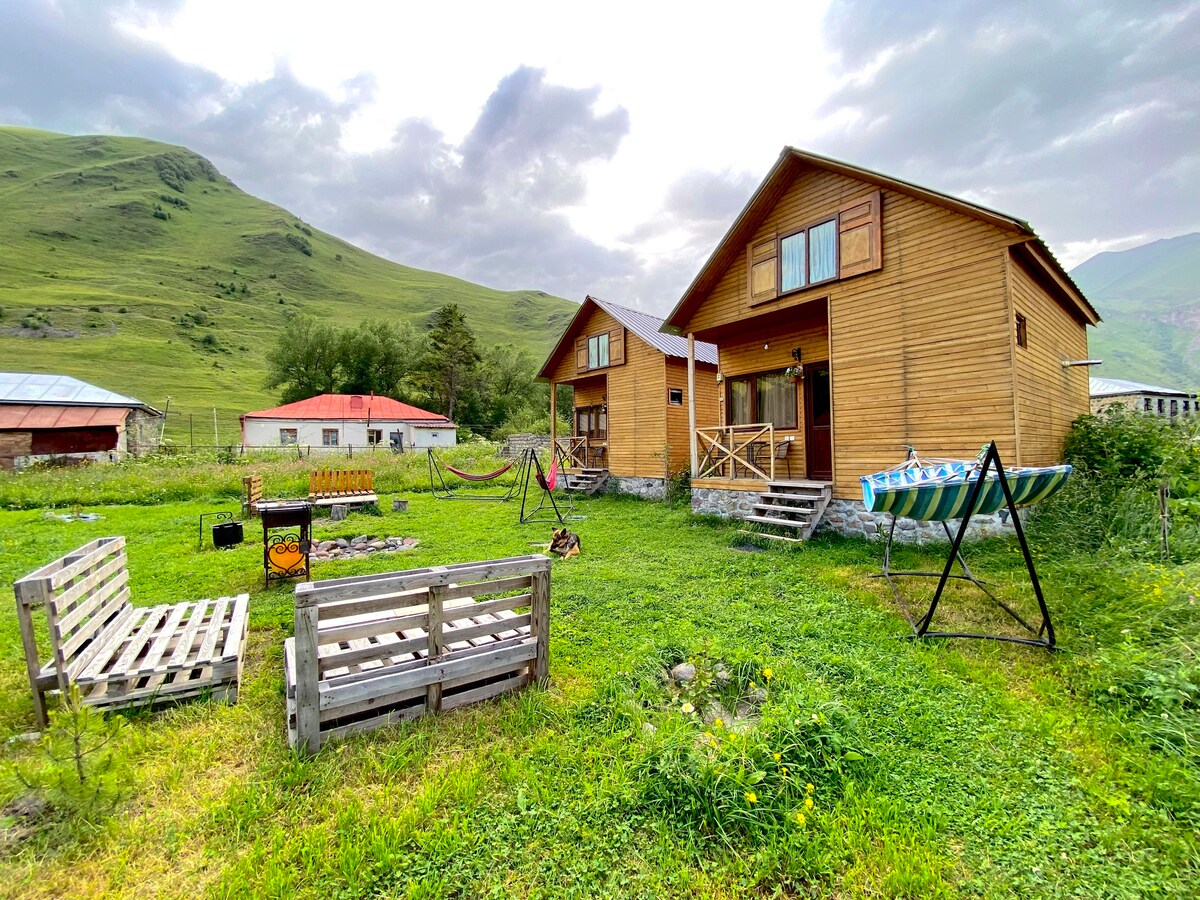 Kazbegi, Villa Achkhoti别墅（ 2号小屋）