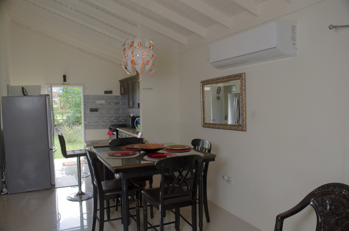 Ochi Paradise 2BedRooms@Drax Hall -Mins from