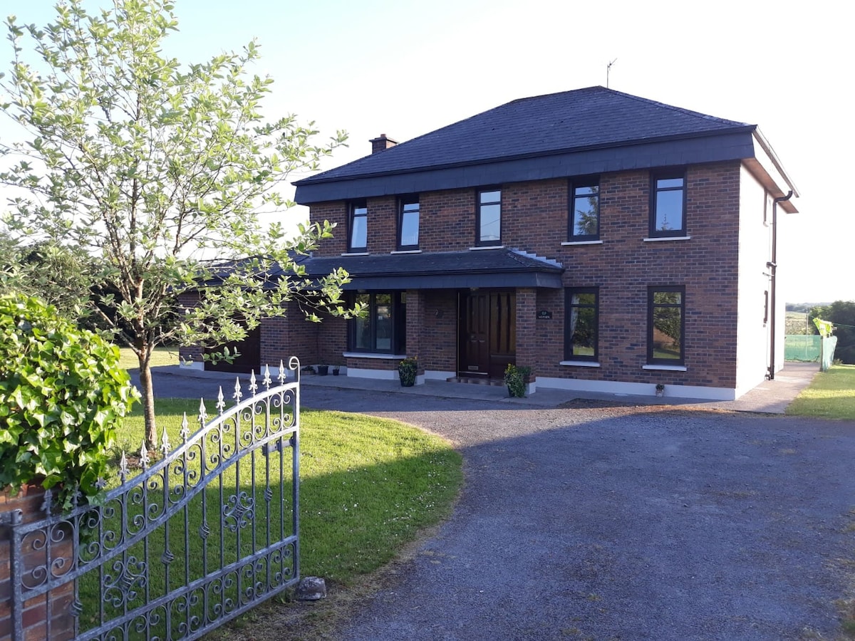 大型5床独立房屋Kiltimagh, Co. Mayo