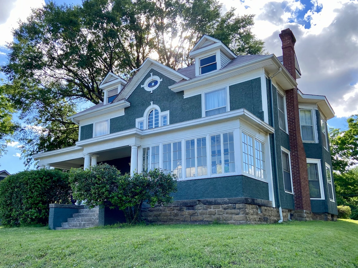 The Ney House - 1890 Historic Colonial Downtown FS