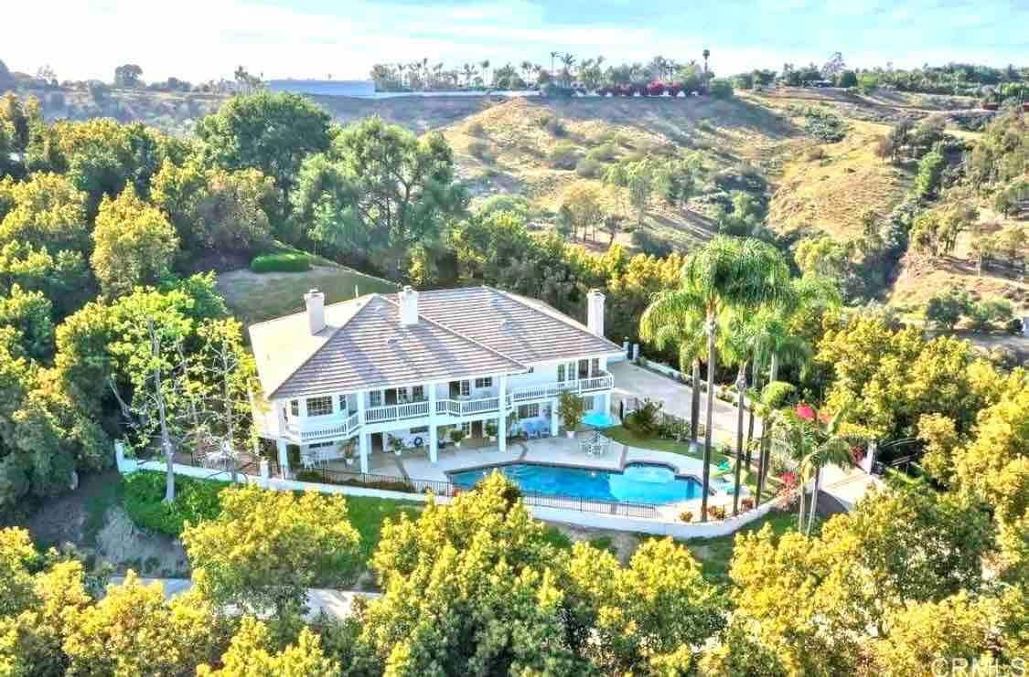 Beautiful 3600sf Fallbrook San Diego Country Home