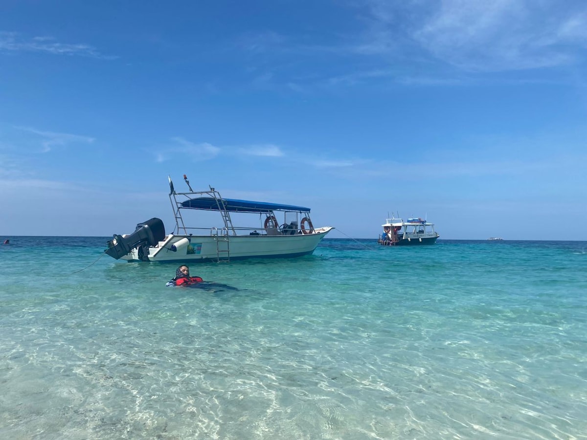 Tioman Island 2个房间，可容纳4人。