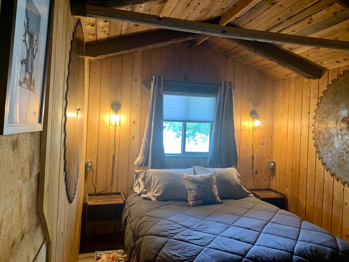 Mill Cabin Suite