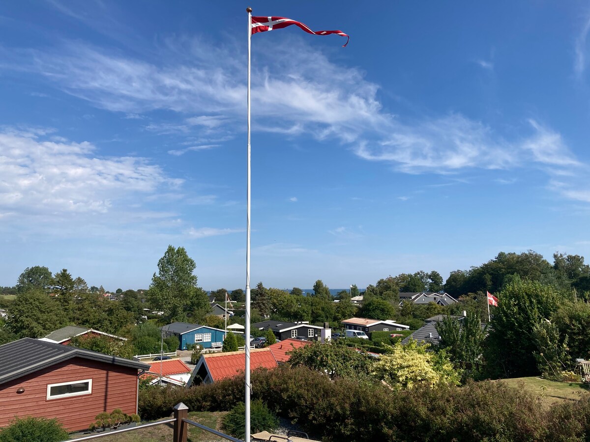 Sommerhus med hav- og markudsigt i Kerteminde.