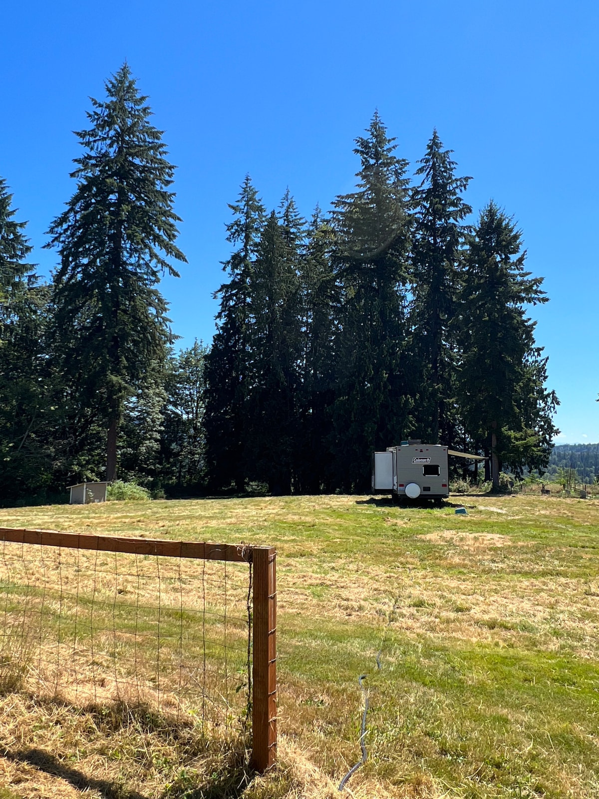 Quaint Camper With Stunning View