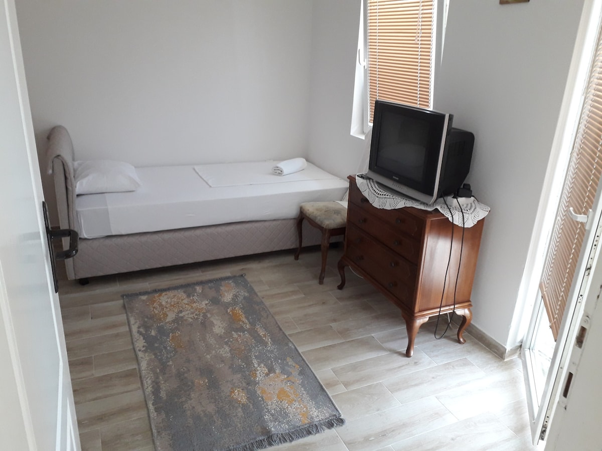 DOUBLE ROOM- ZORICA