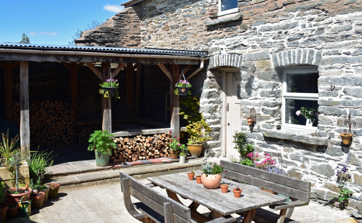 Cornhill Smithy, Rhayader