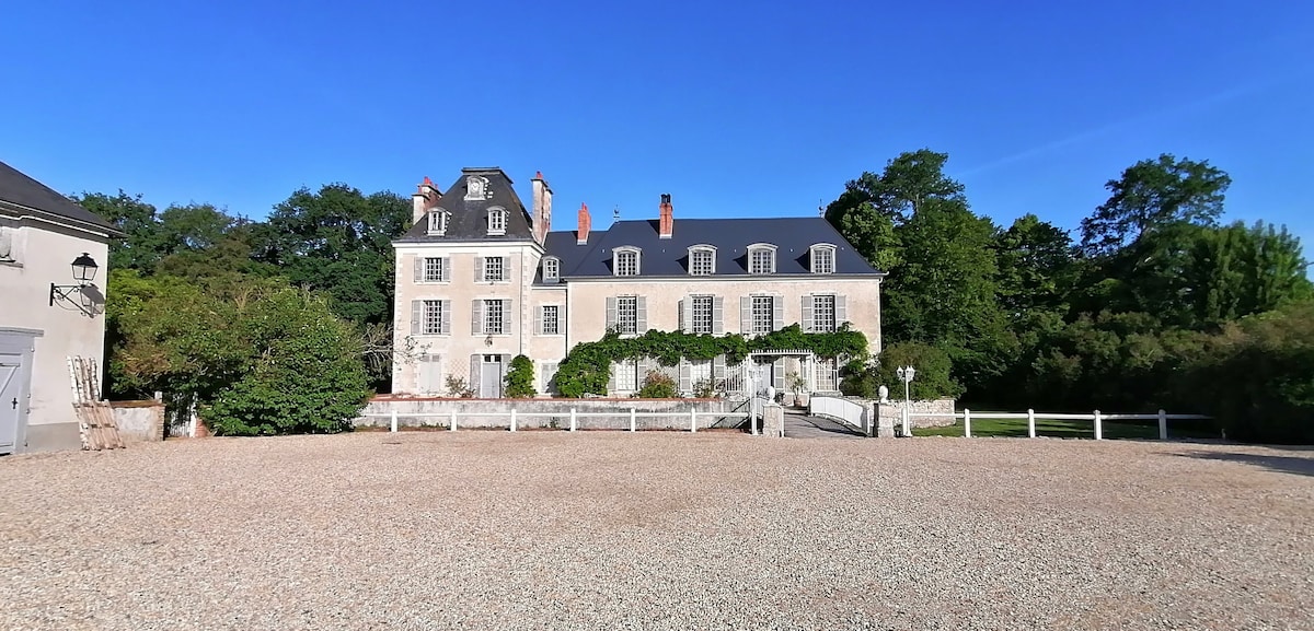 Loiret Chevilly Château, 12 chbres et grange 160平方米