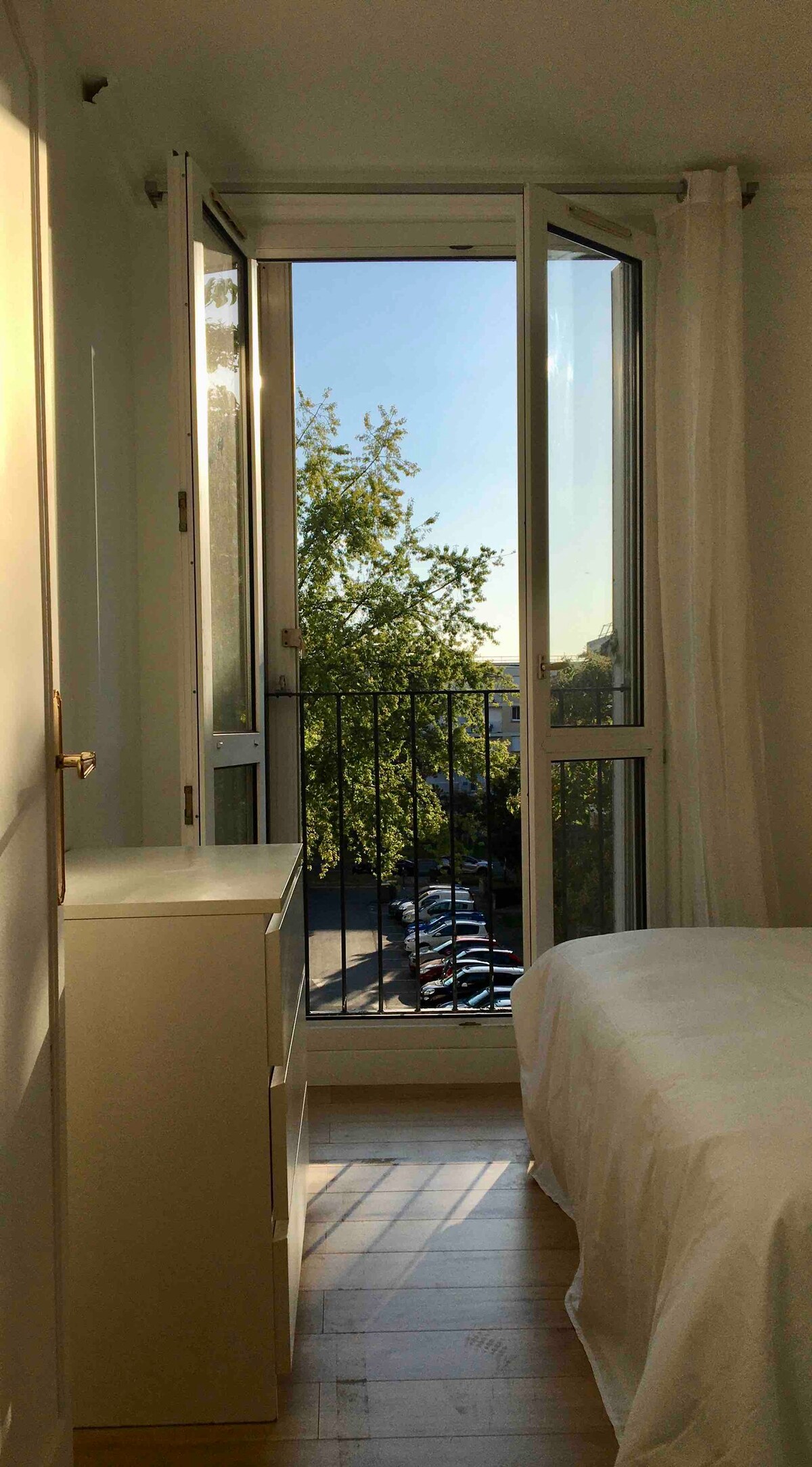 漂亮的日出卧室，靠近巴黎南部