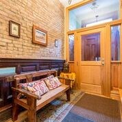 2 bedrooms with 2 private bathrooms in lovely home