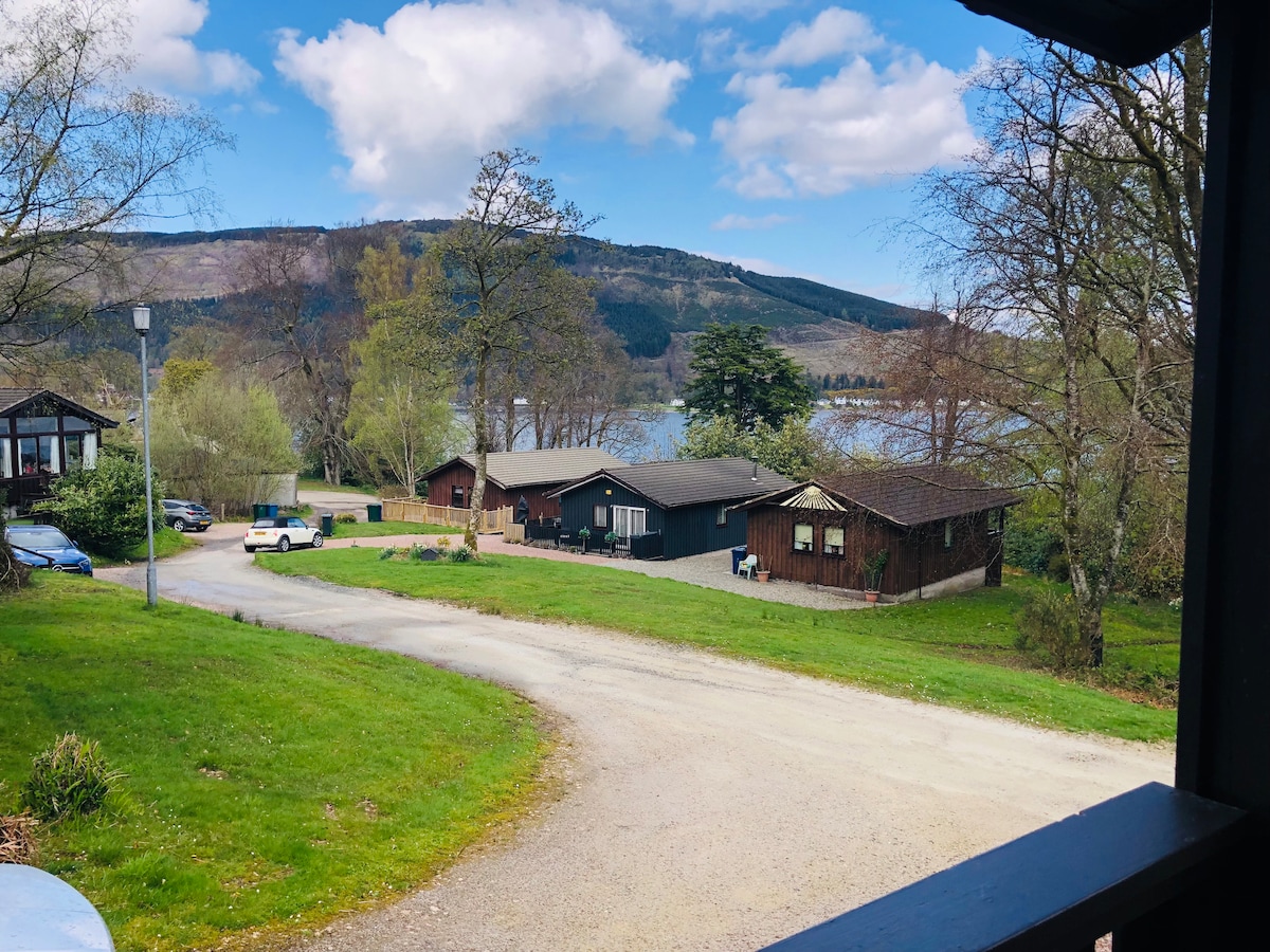 ‘Bonnie Lodge’ stunning Loch & mountain views