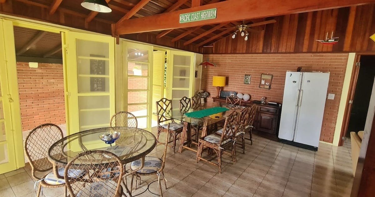 Casa Retrô a 100 m da Praia - Cond. Salga/Lagoinha