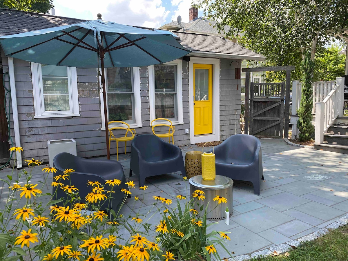 Tiny house get-away with a Yellow Door