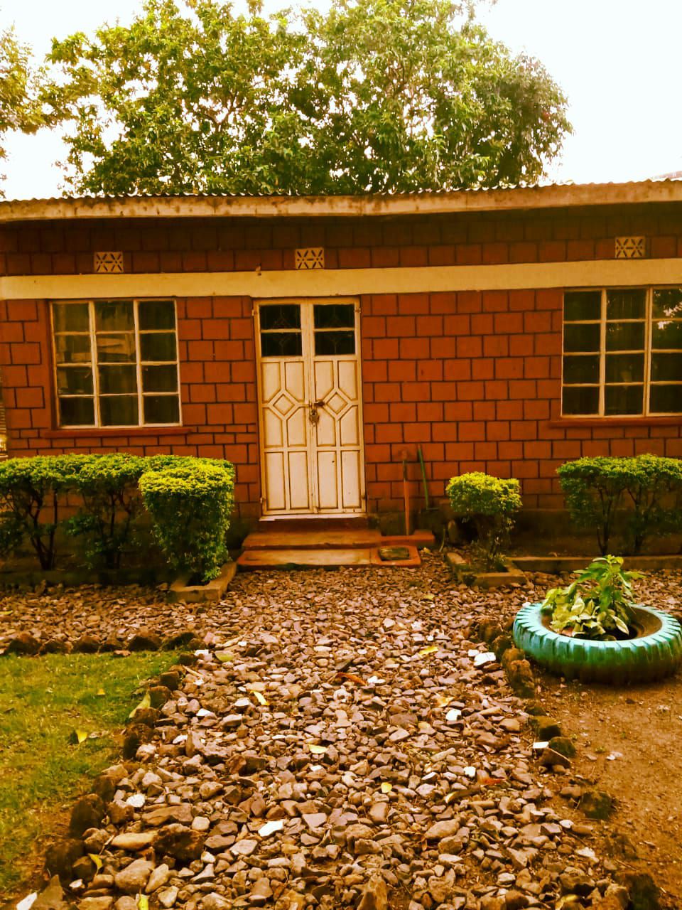 Ka Eunice. Located in Dunga, Kisumu City.