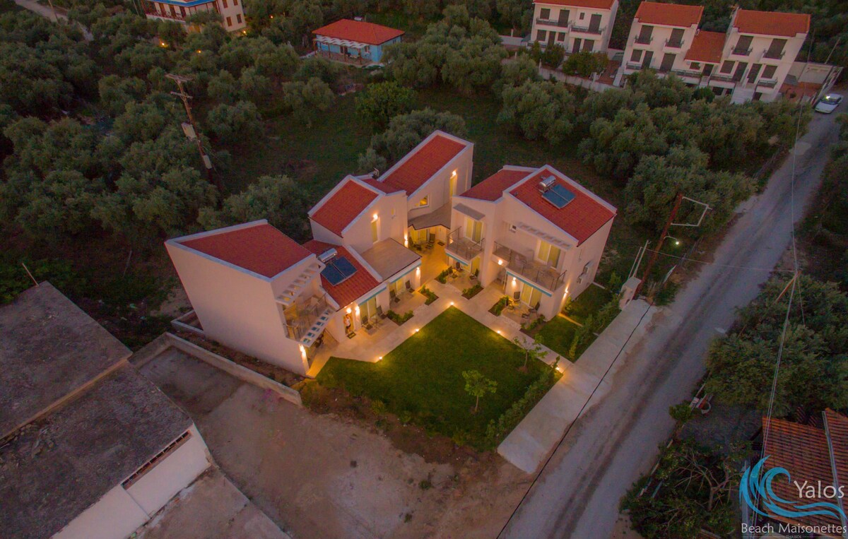 Yalos Beach Maisonette 6