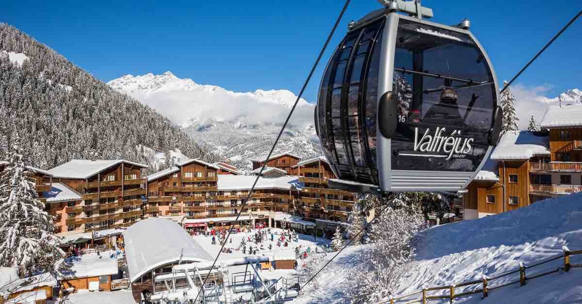 位于Valfréjus中心的全景滑雪阳台